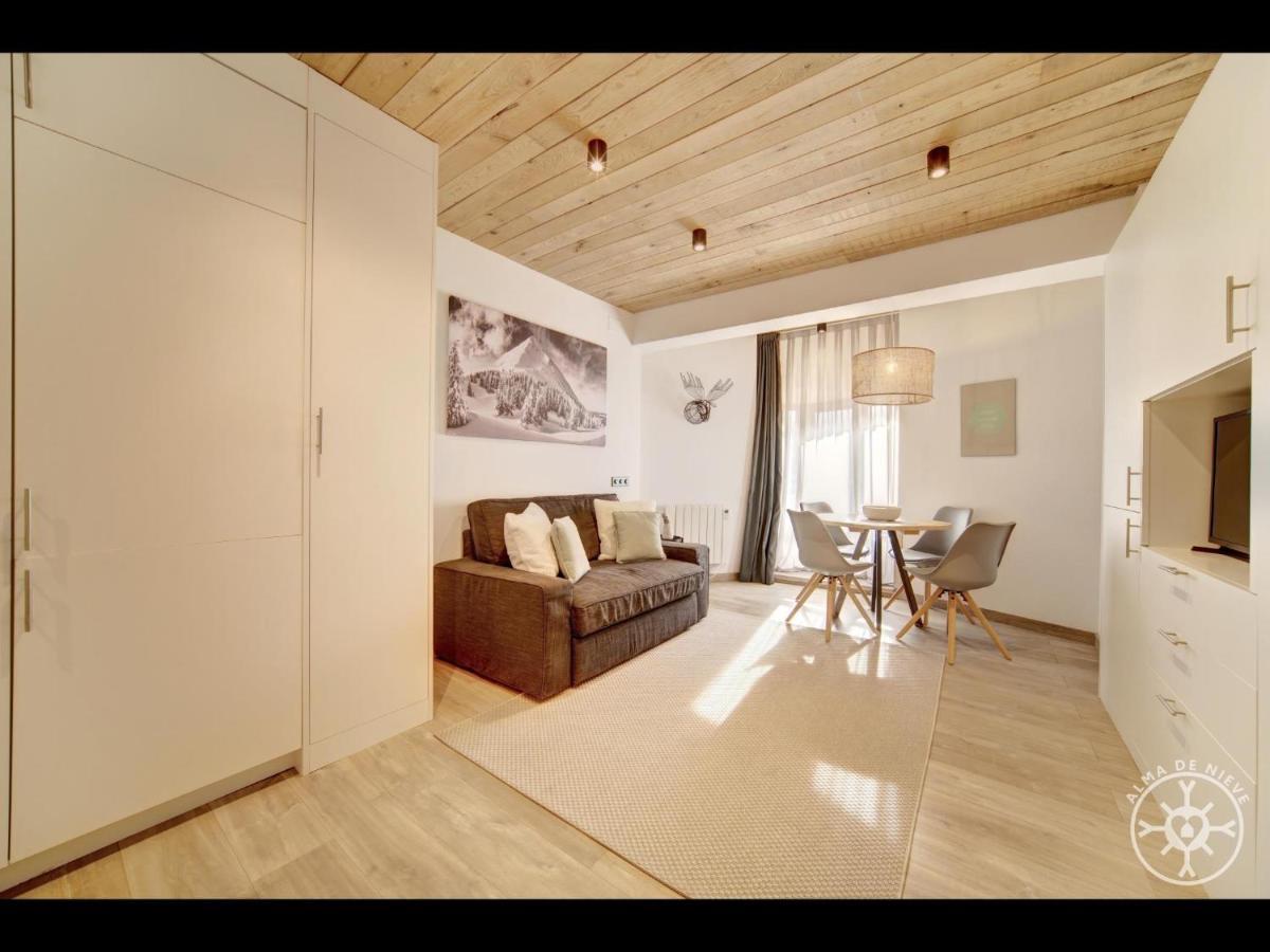 Audeth De Alma De Nieve Apartment Vielha Exterior photo